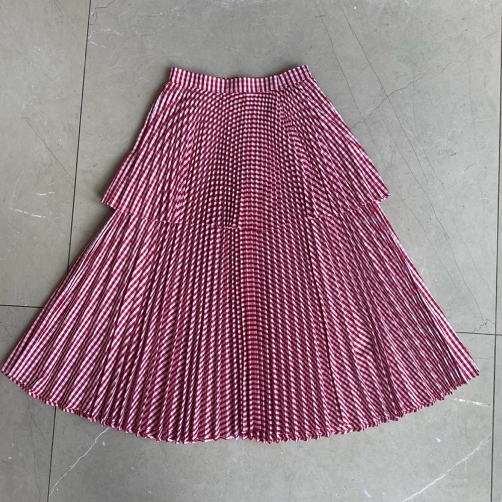 Delfi Collective Red and White Pleated Tiered Skirt Size Small